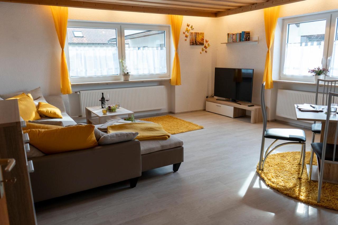 Ferienwohnung Hertreiter In Dingolfing 110Qm Exterior photo