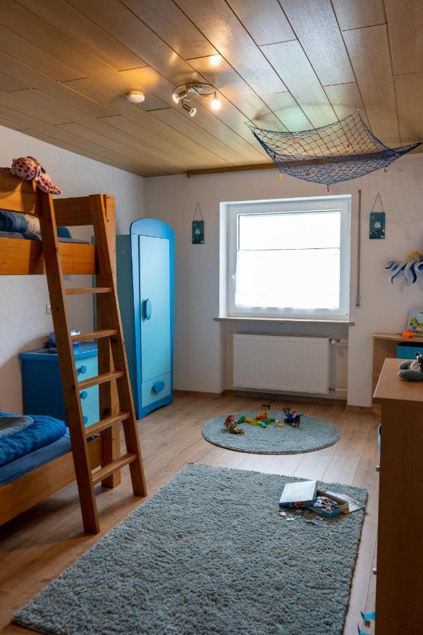 Ferienwohnung Hertreiter In Dingolfing 110Qm Exterior photo